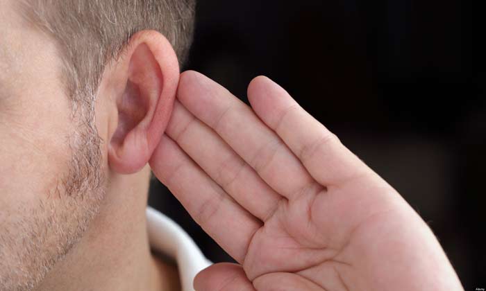 fluttering-in-ear-sound-in-eardrum-ringing-causes-symptoms